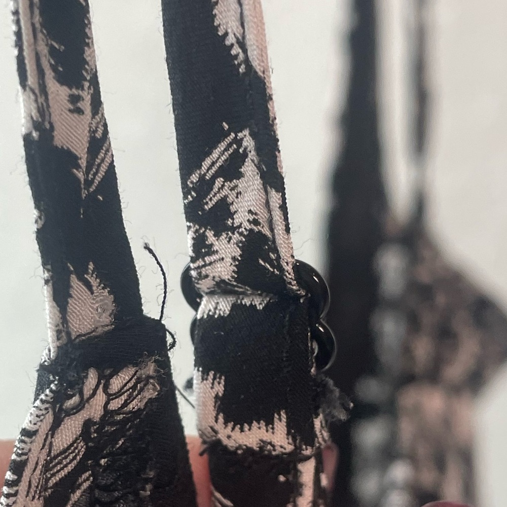 Madewell Black and White Patterned Cami - Picture 10 of 10